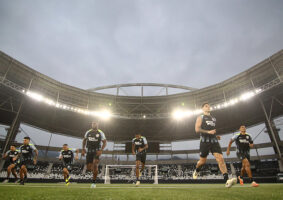 Botafogo treina para jogo carregado de elementos peculiares contra o Palmeiras. Foto: Vítor Silva/Botafogo