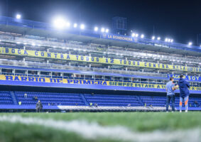 A Raposa fez um primeiro tempo correto na Bombonera, no primeiro jogo contra o Boca pelas oitavas de final da Copa Sul-Americana. Mas na etapa derradeira...