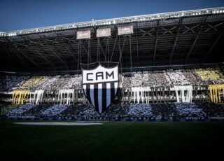 Torcida do Galo faz bela festa, na Arena MRV, antes do jogo contra o Vasco, que aconteceu hoje.