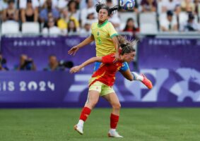 O espetacular triunfo do Brasil sobre a Espanha passou pelas estratégias certeiras de Arthur Elias.