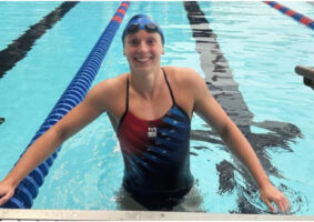 Provavelmente a maior nadadora de todos os tempos, Katie Ledecky, que também tem fascinante trajetória acadêmica, me parece menos condecorada do que deveria.