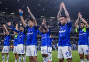 Lucas Silva, que foi bem contra o Criciúma, mas não vinha sendo titular contra frequência, pode ganhar minutagem amanhã, contra o Corinthians, pensando em ser utilizado, ainda que não como titular, na final de sábado. Foto: Gustavo Aleixo/Cruzeiro