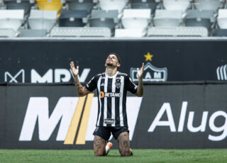 Rubens, outrora considerado um ótimo reserva tanto para Arana, quanto uma boa opção para o meio, de repente, passou a ser questionado, por muitos, de modo um tanto insensato.